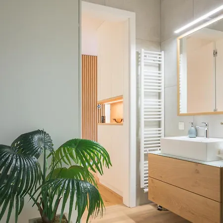 Atrium - Modern Apartment, Terme 3000 & Vivat 펜션 *